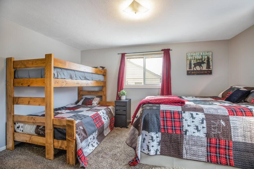 Pet Friendly Millcreek Home Close To Downtown/Mtns Солт-Лейк-Сити Экстерьер фото
