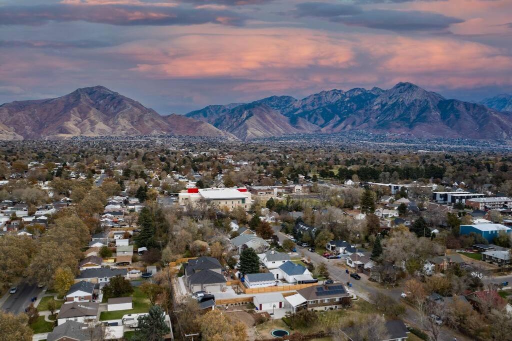 Pet Friendly Millcreek Home Close To Downtown/Mtns Солт-Лейк-Сити Экстерьер фото