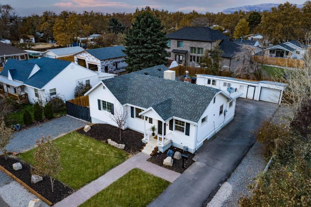 Pet Friendly Millcreek Home Close To Downtown/Mtns Солт-Лейк-Сити Экстерьер фото