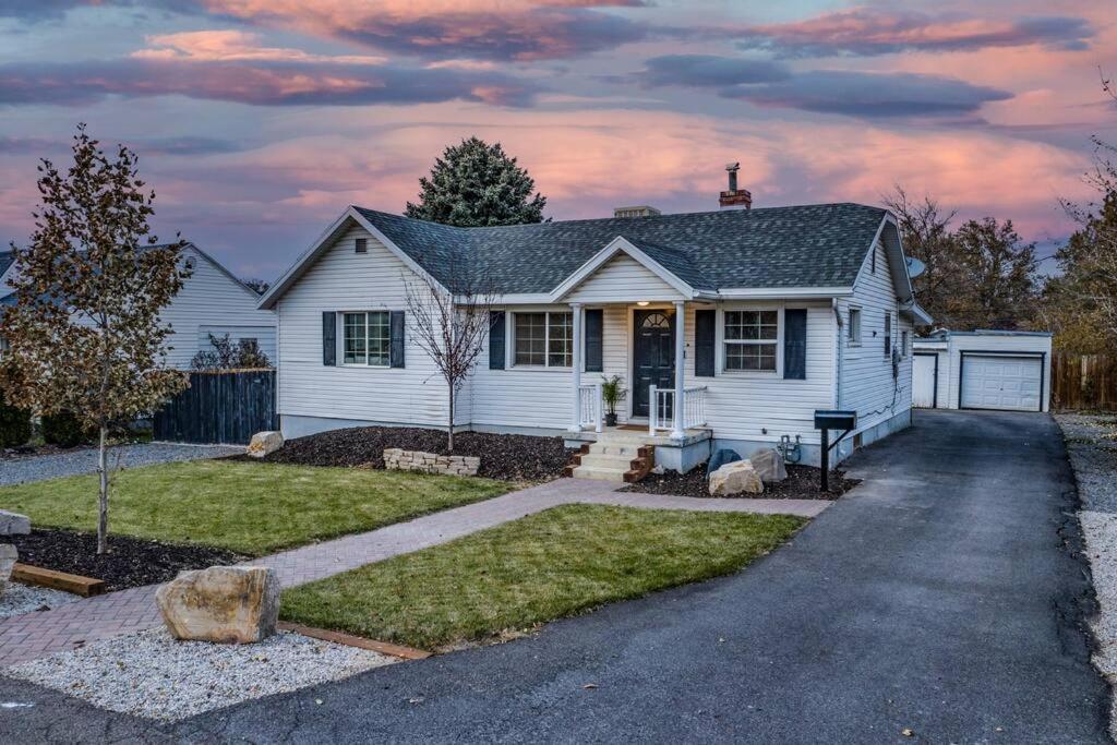 Pet Friendly Millcreek Home Close To Downtown/Mtns Солт-Лейк-Сити Экстерьер фото